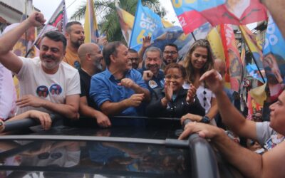 RODRIGO NEVES FAZ CAMINHADA NO FONSECA E NO CAMPO SÃO BENTO